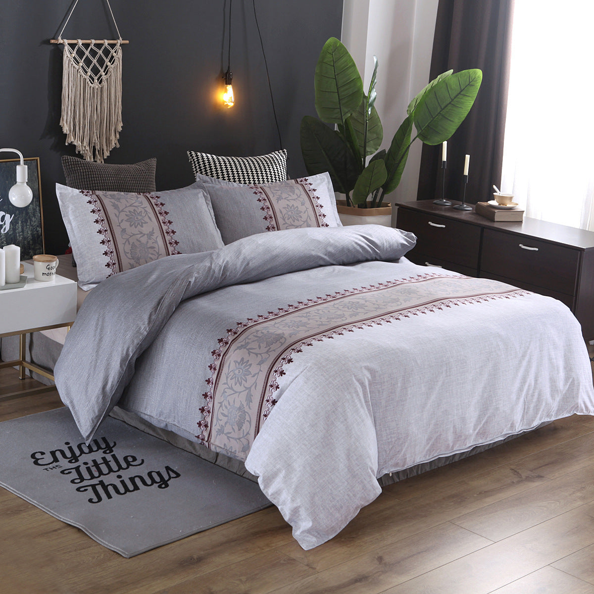 Bedding Simple Design HOT DEAL! 🔥   $58 NOW $37